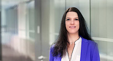 Marisa Wiedemann - HR Services – Marketing & Benefits